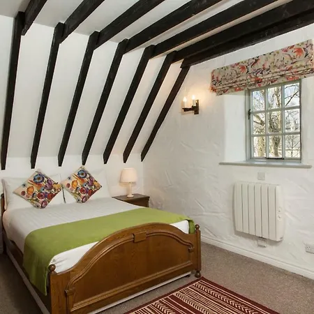 Dunguaire Thatched Holiday home